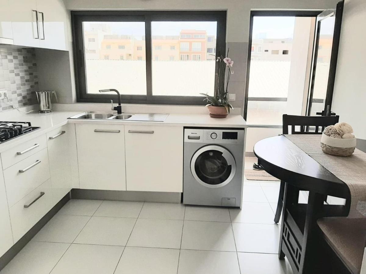 Apartment With Pool In Mindelo Zewnętrze zdjęcie